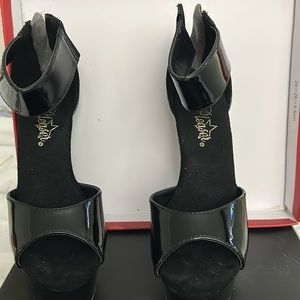 Stiletto heels patent leather